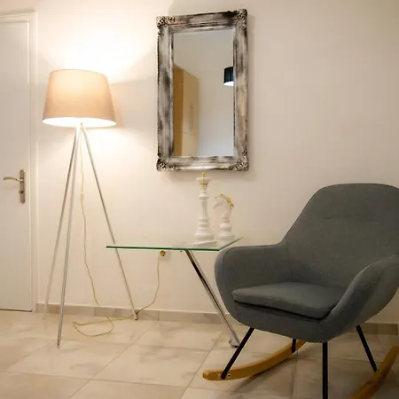 Zoufi Cozy Living شقة باترا